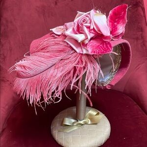 Elegant Pink Feathered Fascinator